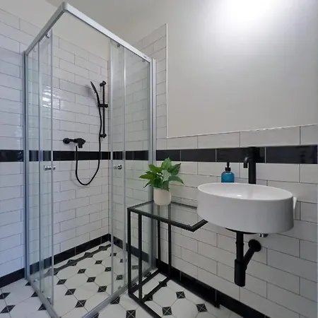 Πανσιόν Bella Casa 3*